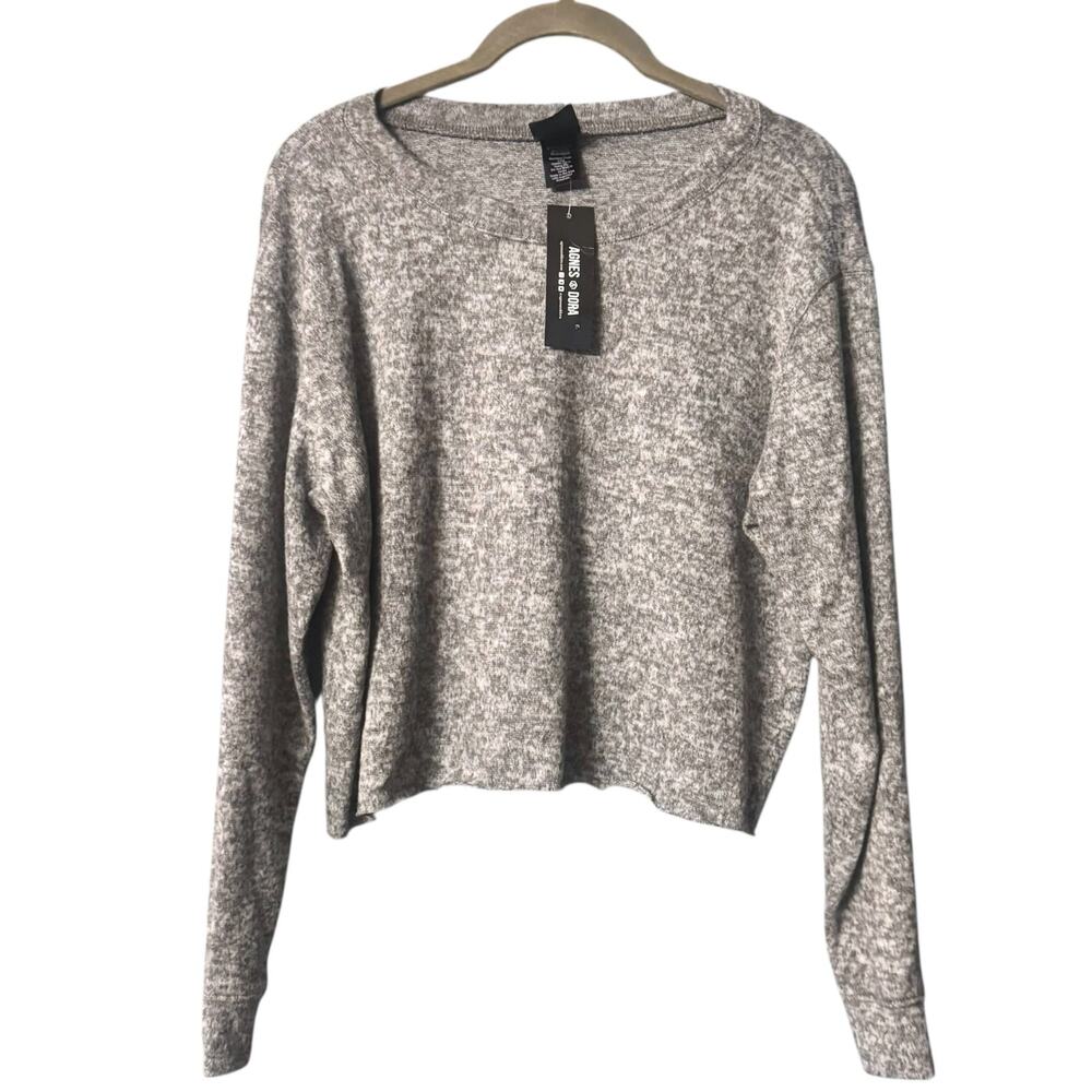 43. NEW W/ Tag Agnes & Dora Cropped Sweater Size Small